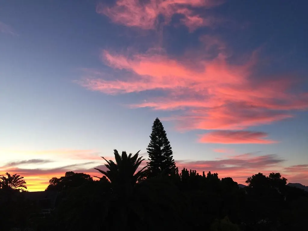 Montrose Guesthouse Somerset West