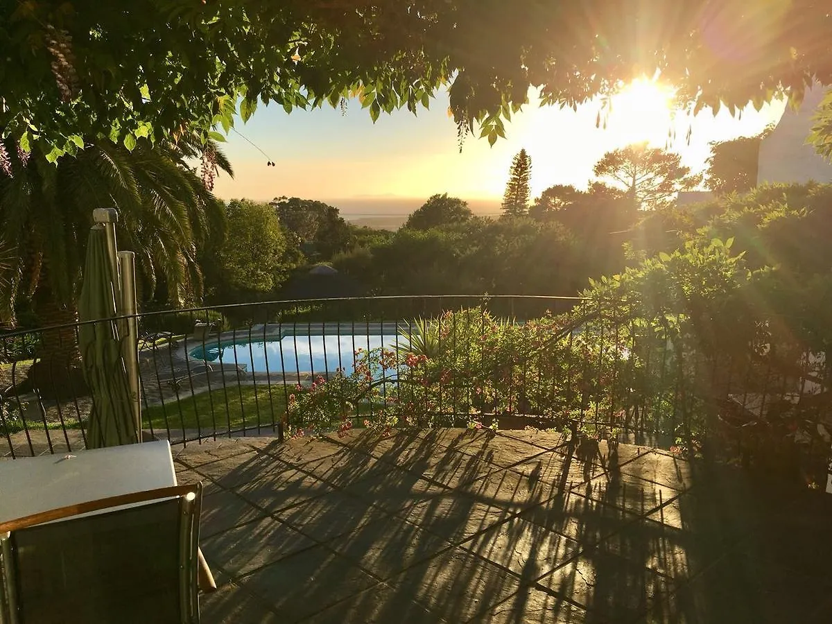 Gasthof Montrose Guesthouse Somerset West